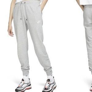 Nike fleece joggers